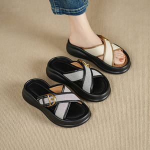 Nuevas sandalias retro de punta redonda para mujer, con correas de cuero, ideales para uso casual, zapatos de suela gruesa - Product Image 5