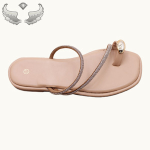 High-quality Fashionable Outdoor Open-toe Rhinestone Comfortable and Lightweight Flat-bottomed Women's Sandals and <b>slippers</b> - Product Image 3