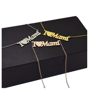 Collar con colgante de acero inoxidable para mamás, joyería de 18k, chapado en oro - Product Image 1