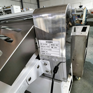 Laminoir <span class=keywords><strong>professionnel</strong></span> pour boulangerie, processus de laminage automatisé, laminoir <span class=keywords><strong>à</strong></span> <span class=keywords><strong>pâte</strong></span> robuste, contrôle de la vitesse et réglage de la pression - Product Image 5