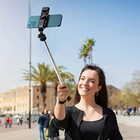 Vente en gros Trépied sans fil Bâton à selfie avec lumière LED pour selfies de téléphone et supports de téléphone