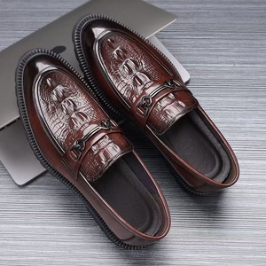 Nouvelles chaussures décontractées en cuir véritable pour hommes, motif <span class=keywords><strong>crocodile</strong></span>, chaussures formelles pour hommes, vente en gros de mocassins pour hommes - Product Image 2