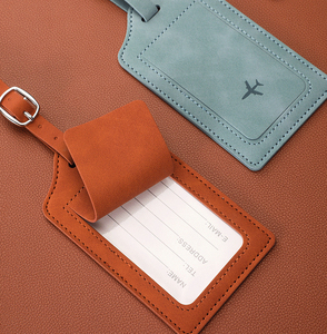 Set Pratico Multifunzionale con Portadocumenti, Portapassaporto, Organizer da Viaggio e Etichetta per Bagagli - Product Image 1