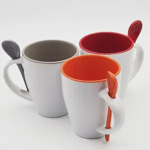 Inserire tazza di ceramica a trasferimento termico a cucchiaio con stampa da te Logo 11oz tazza a cono a sublimazione colorato con cucchiaio