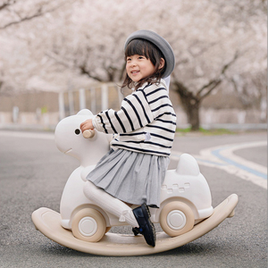 Cheval à bascule multifonctionnel <span class=keywords><strong>trois</strong></span>-en-un, chaise à bascule d'apprentissage pour tout-<span class=keywords><strong>petits</strong></span>, jouets en plastique durables pour enfants - Product Image 2