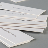 Étiquettes en papier personnalisées avec nom de marque 800gsm, billets de balançoire en carton pour vêtements en jeans, étiquettes de vêtements imprimées, étiquettes volantes t-shirt/chaussures