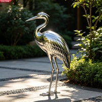 Sculpture de héron en acier inoxydable poli miroir grandeur nature YOUFINE, statue d'oiseau grue moderne pour la décoration de jardin