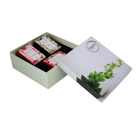 Ensemble de thé en carton rigide biodégradable avec boîte cadeau, théière, tasses, gaufrage, pelliculage mat, revêtement UV et fermeture magnétique