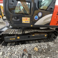 Mini-excavatrice Hitachi ZX70 d'occasion, poids opérationnel de 7 tonnes, sur chenilles, avec moteur et pompe, composants essentiels, à vendre