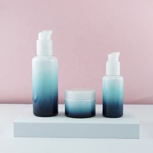 Botella de Vidrio Blanco Ópalo de 40 ml para Suero con Bomba - Product Image 2