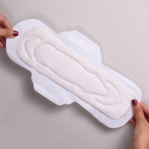 Serviettes hygiéniques indiennes pour femmes, à absorption supérieure et surface douce, disponibles au meilleur prix du marché. - Product Image 6