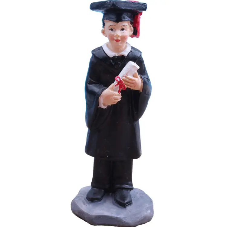 Полирезиновая миниатюрная фигурка для мальчика на выпускной