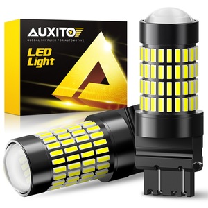 AUXITO ฟูล 360 °   หลอดไฟ LED รุ่น Beam 102H Series 3157 6000K แสงสีขาว สำหรับไฟเบรก ไฟเลี้ยว ไฟถอยหลัง ปรับความสว่างได้สองโหมด - Product Image 1