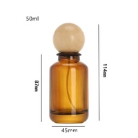 Bouteilles de parfum en verre ambré brillant recyclables de luxe en gros, 30 ml, 50 ml, 100 ml, avec bouchon en bois, vaporisateur de parfum tendance
