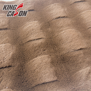 KINGCASON Fabrication directe 100% polyester 235cm 320gsm Marron Couleur unie Nouveau motif carré 3D Fourrure de <span class=keywords><strong>lapin</strong></span> pour literie turque - Product Image 1