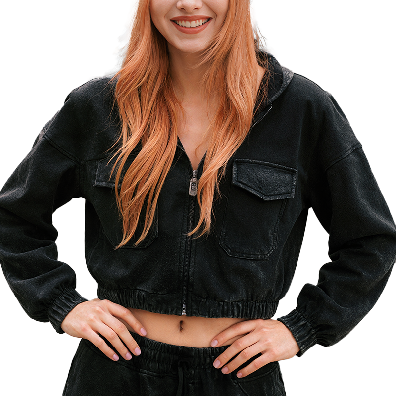 เสื้อสีดำ