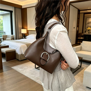 Bolso de hombro de alta gama para mujer, nuevo estilo 2026, pequeño y exclusivo para el día a día, sencillo y elegante, versátil y práctico. - Product Image 2