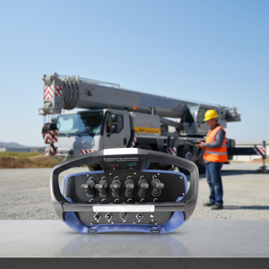 Les télécommandes industrielles sont conçues pour répondre aux besoins des secteurs les plus exigeants, tels que la construction, l'exploitation minière et l'industrie. - Product Image 1