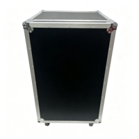 Flight case OEM 18U antichoc pour amplificateurs de moins de 49 cm, avec 4 roues et couvercles avant et arrière fusionnables