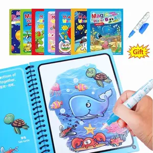 Livre de gribouillage et de dessin à l'eau magique coloré avec stylo magique