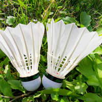 Volant de badminton professionnel Dmantis D45 avec plumes d'oie flexibles, durable, stable et équilibré pour l'entraînement et le jeu sportif