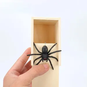 Holz Streich Trick Praktischer Witz Home Office Scare Spielzeug kiste Gag Spider Kid Eltern Freund Lustiges Spiel Witz Geschenk Überraschende Box