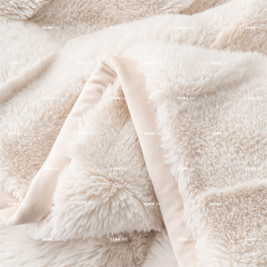 Couverture en fausse fourrure douce à carreaux double face, gaufrée en grille 3D, avec dos en velours mat uni, neutre pour la décoration de canapé et de <span class=keywords><strong>lit</strong></span> (OEM) - Product Image 2