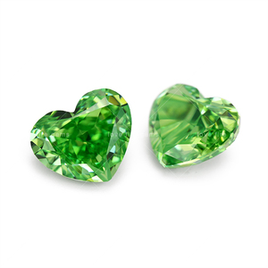 Pierres de zircone cubique synthétique en vrac de Wuzhou Gems, forme de <span class=keywords><strong>cœur</strong></span>, coupe glace pilée 4k, zircone cubique <span class=keywords><strong>verte</strong></span> - Product Image 2