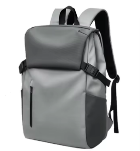 Mochila con Solapa Impermeable de Moda para Hombre, Logotipo Personalizado, Gran Capacidad, Duradera, Diseño Multifuncional PIMO para Viajes de Negocios - Product Image 1