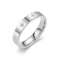 Bague unisexe en acier inoxydable poli avec zircon étoilé, trois couleurs, en stock, bijoux de mode en gros