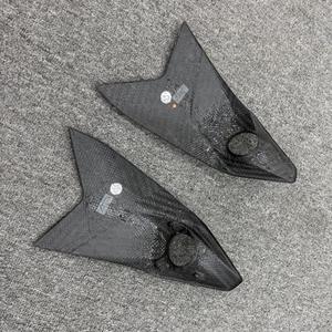 Cornice fendinebbia anteriore in carbonio a secco stile OEM per <span class=keywords><strong>Lamborghini</strong></span> Revuelto, finitura lucida a trama twill, rivestimento DRL - Product Image 6