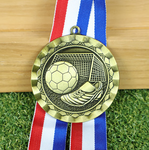 Medaglie di Calcio Anticate in Metallo Pressofuso per Eventi Sportivi, Premi di Onorificenza per Vincitori di Primo, Secondo e Terzo Posto - Disponibili all'Ingrosso - Product Image 2