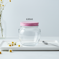 Bocaux en verre carrés en gros de 280 ml, 350 ml, 500 ml, 630 ml avec couvercle métallique doré ou rouge, logo personnalisé pour le stockage de nid d'oiseau, miel, crème, bonbons, gelée