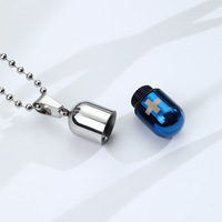 Personnalisé Hommes Femmes Dévissé Bijoux En Acier Inoxydable Pilule Bouteille De Parfum Capsule Croix Pendentif Laser Croix Collier