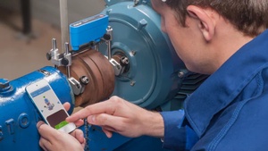 Outil d'alignement d'axe laser TKSA-11 : Nouvelle technologie pour une maintenance générale plus facile et plus économique - Product Image 2