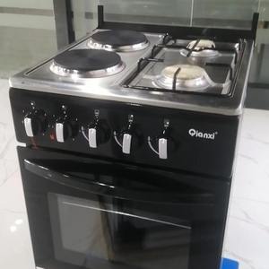 Cuisinière Mixte <span class=keywords><strong>Gaz</strong></span> Électrique Verticale Conforme Aux Réglementations Européennes - 600 de Large, Acier Inoxydable, Vitesse 3000 tr/min - Product Image 3
