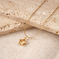 Collier pendentif étoile rétro style européen et américain pour femme, en acier inoxydable plaqué or, accessoires de gros