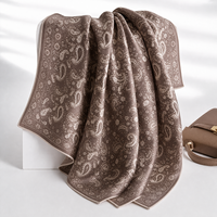 Bandana carré de luxe pour femme en soie de mûrier 100 %, imprimé numérique, ourlet roulé à la main, OEM ODM, grande taille, toutes saisons, unisexe