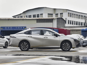 Vente en gros de voitures électriques GAC AION <span class=keywords><strong>S</strong></span> Plus 2026, édition confort, charge rapide EV - Product Image 4