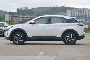 Nezha U <span class=keywords><strong>2022</strong></span> Pro SUV Eléctrico Puro, Autonomía NEDC 400km, Motor 100-150kW, 200-300Nm, Batería Ternaria 50-70kWh, 18000km Usado, EV United - Product Image 2