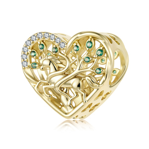 Charme en forme de cœur plaqué or 18 carats avec pierres en zircon et motif cheval, bijou unisexe, cadeau - Product Image 1