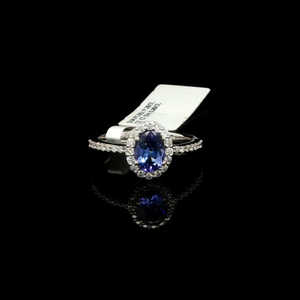 Nuevo Anillo de Tanzanita en Oro Blanco de 18K, el Más Vendido, con un Corte Oval Brillante - Product Image 1