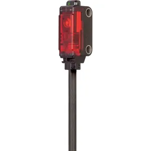 LR21K4000P3-K-T4 สามารถรวมเข้ากับเซ็นเซอร์และแผงกั้นแสงขนาดเล็กที่มีประสิทธิภาพสูงในซีรีส์ O-20 ได้อย่างง่ายดาย - Product Image 1