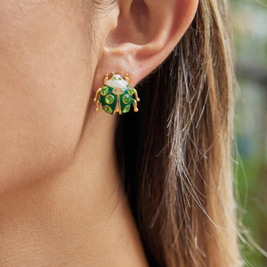 Pendientes colgantes con forma de mariquita y circonitas engastadas en acero inoxidable para joyería de moda - Product Image 3