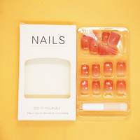 Caja de embalaje de cosméticos para uñas a presión de bajo precio y alta calidad con forro de esponja para cajas de papel con logotipo personalizable de fragancia