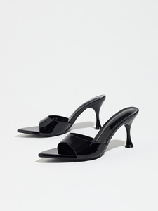 Sandali Eleganti da Donna Minimalisti con Tacco a Spillo e Cinturino Singolo, Lucidi, Stile Y2K, per Serate e Club - Product Image 2
