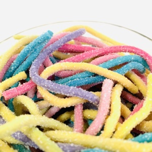 Dulces Halal al por Mayor, Dulces de Fideos Ácidos con Sabores Mixtos, Dulces de Regaliz, Deliciosos Dulces Halal Recubiertos de Azúcar con Arcoíris - Product Image 4