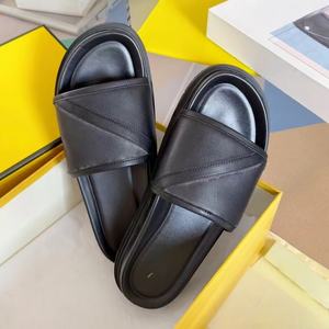 Chaussons tendance 2025 en cuir véritable pour hommes et femmes, chaussures décontractées antidérapantes et respirantes, style plage et marche en extérieur - Product Image 3