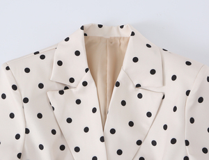 TAOP&ZA 2026 Sommer Damen-Outfit: Europäischer und Amerikanischer Stil, Modisch Lässig Schick, Nischen-Polka-Dot-Gürtelblazer 29897 - Product Image 4