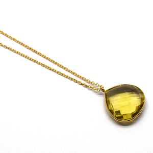Collar Minimalista con Cadena de Plata de Ley 925 Chapada en Oro de 18k y Piedra Preciosa de Cuarzo Limón Natural en Forma de Corazón de 20mm - Product Image 4